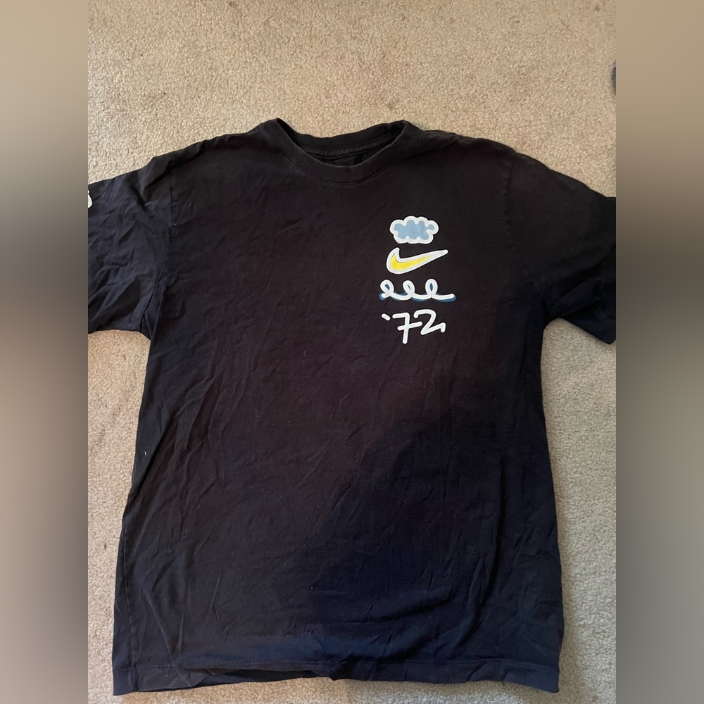 Nike t shirt